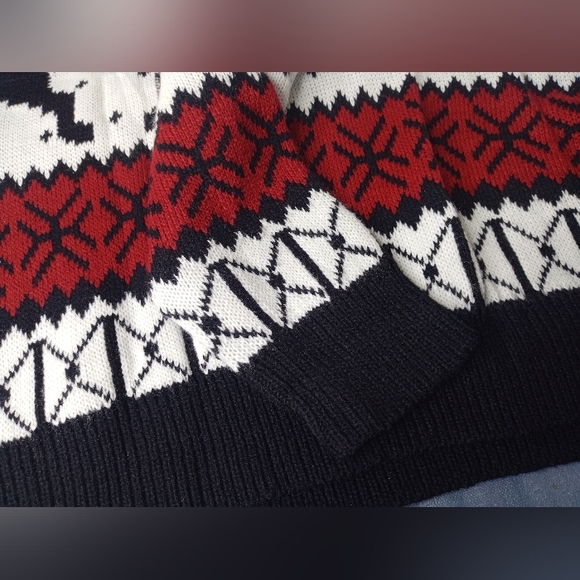 Two Headed Reindeer Ugly Christmas Sweater New - Picture 4 of 7